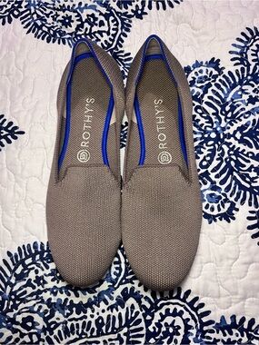 Rothy's Taupe Knit Slip-Ons with Electric Blue Trim Loafers